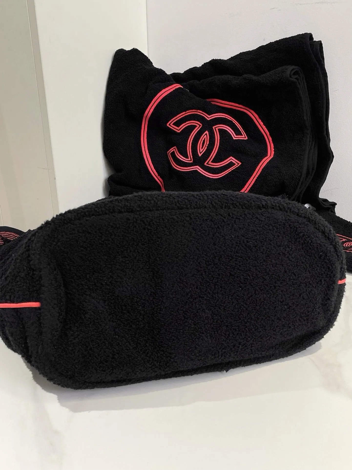Chanel 22S Tote with Blanket Black Tote Bag