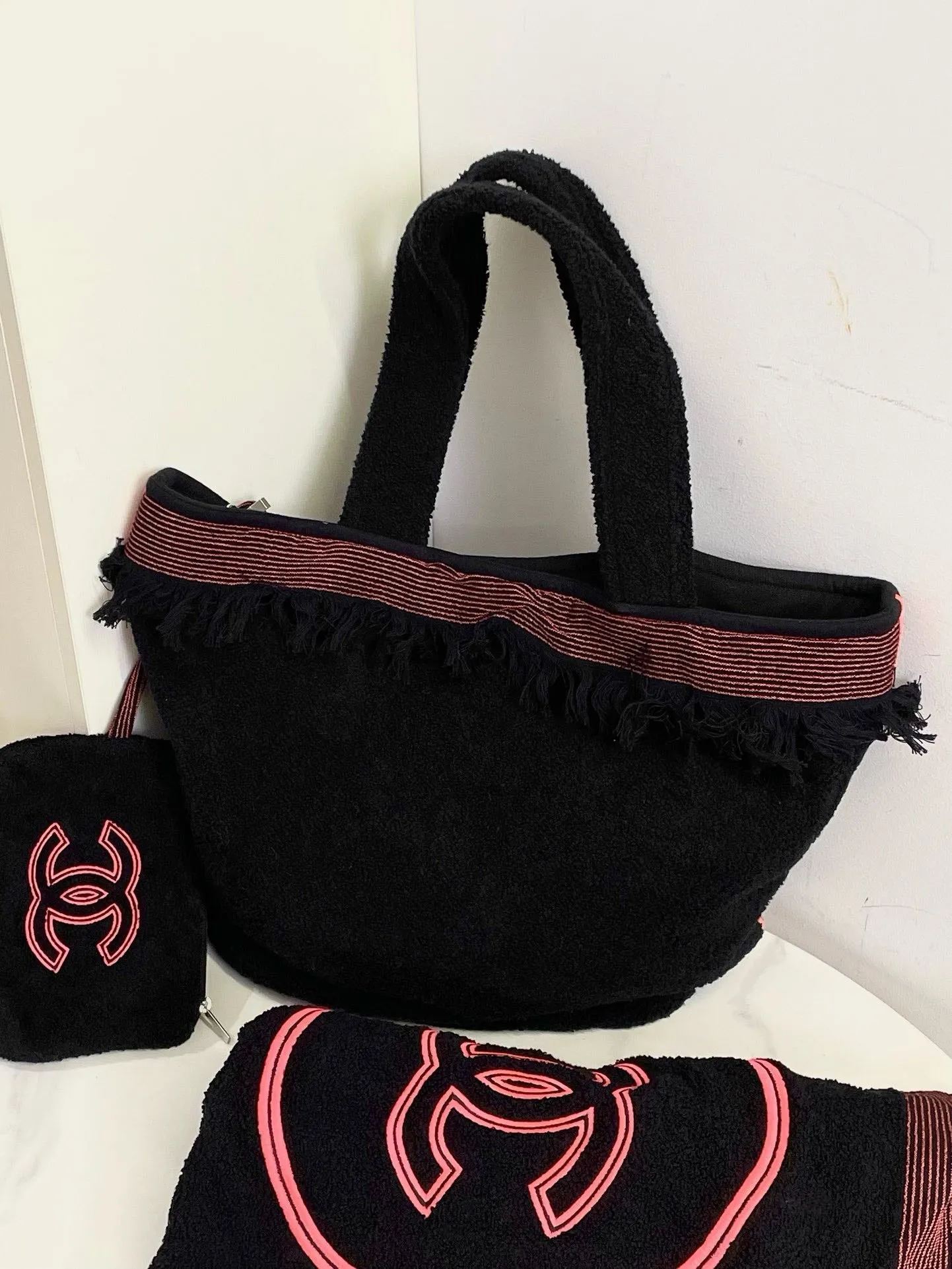 Chanel 22S Tote with Blanket Black Tote Bag