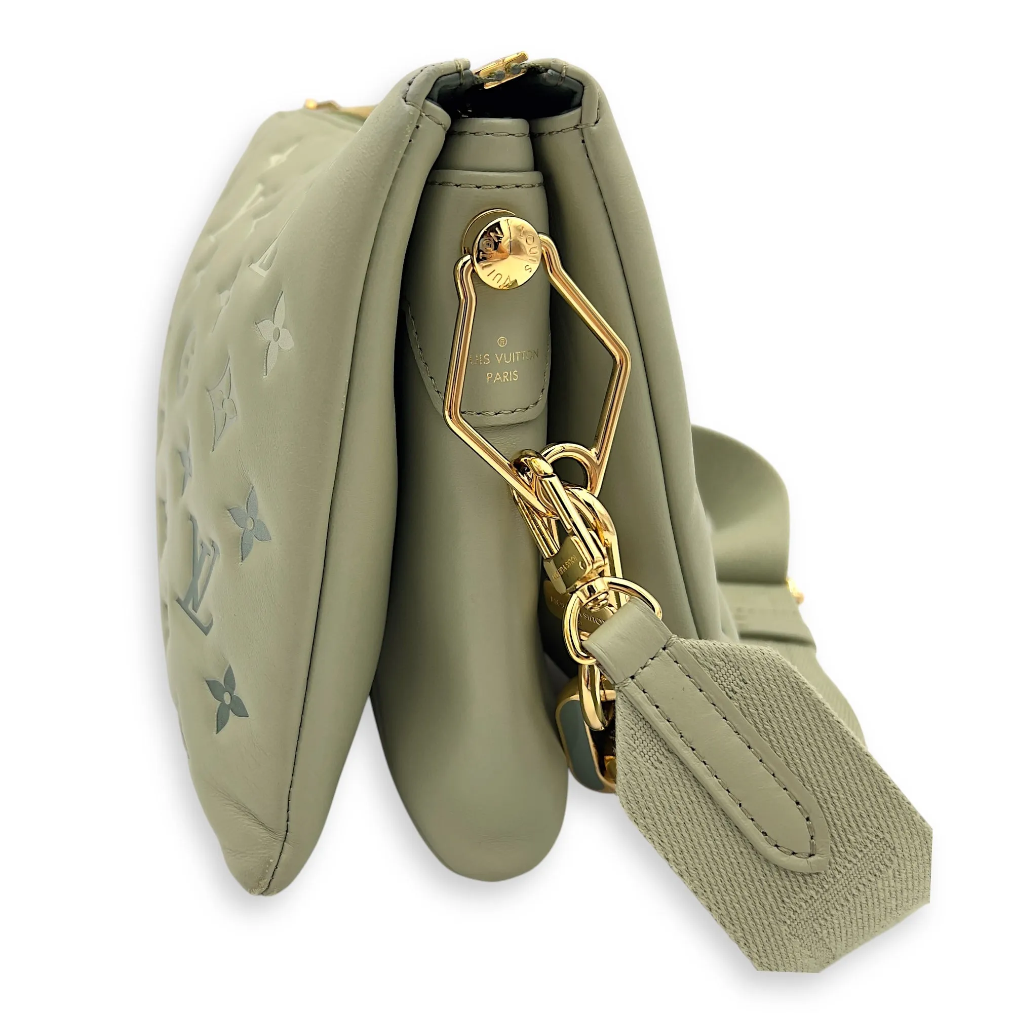 Coussin Crossbody Bag MM Green in Calfskin, Gold hardware