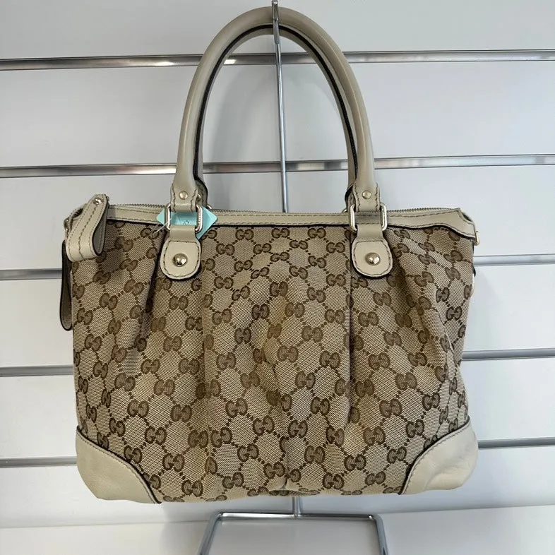 Gucci GG Tote Bag 2033 Beige Canvas Medium