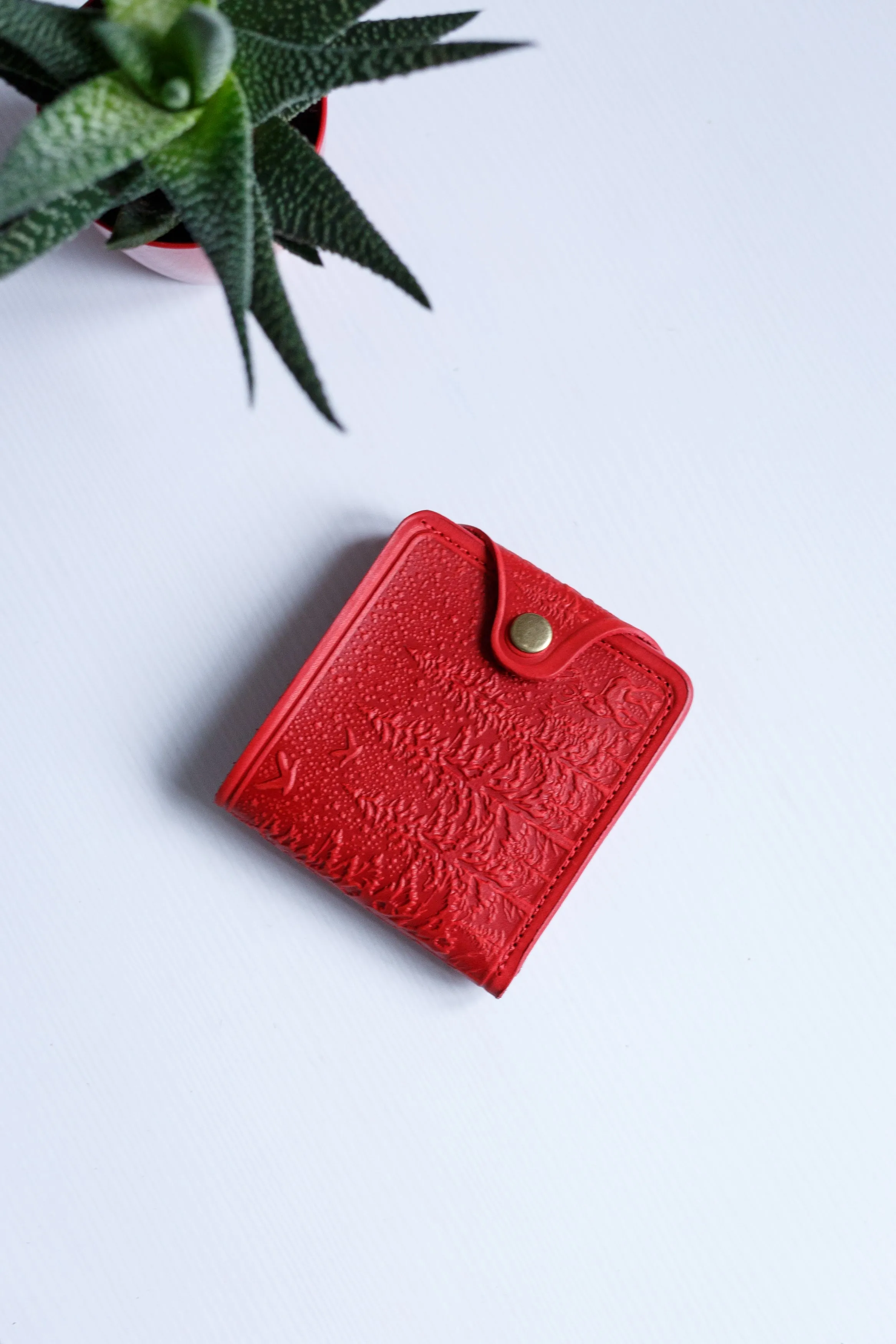 Leather wallet for women personalized,  women leather wallet, Gift,color is red