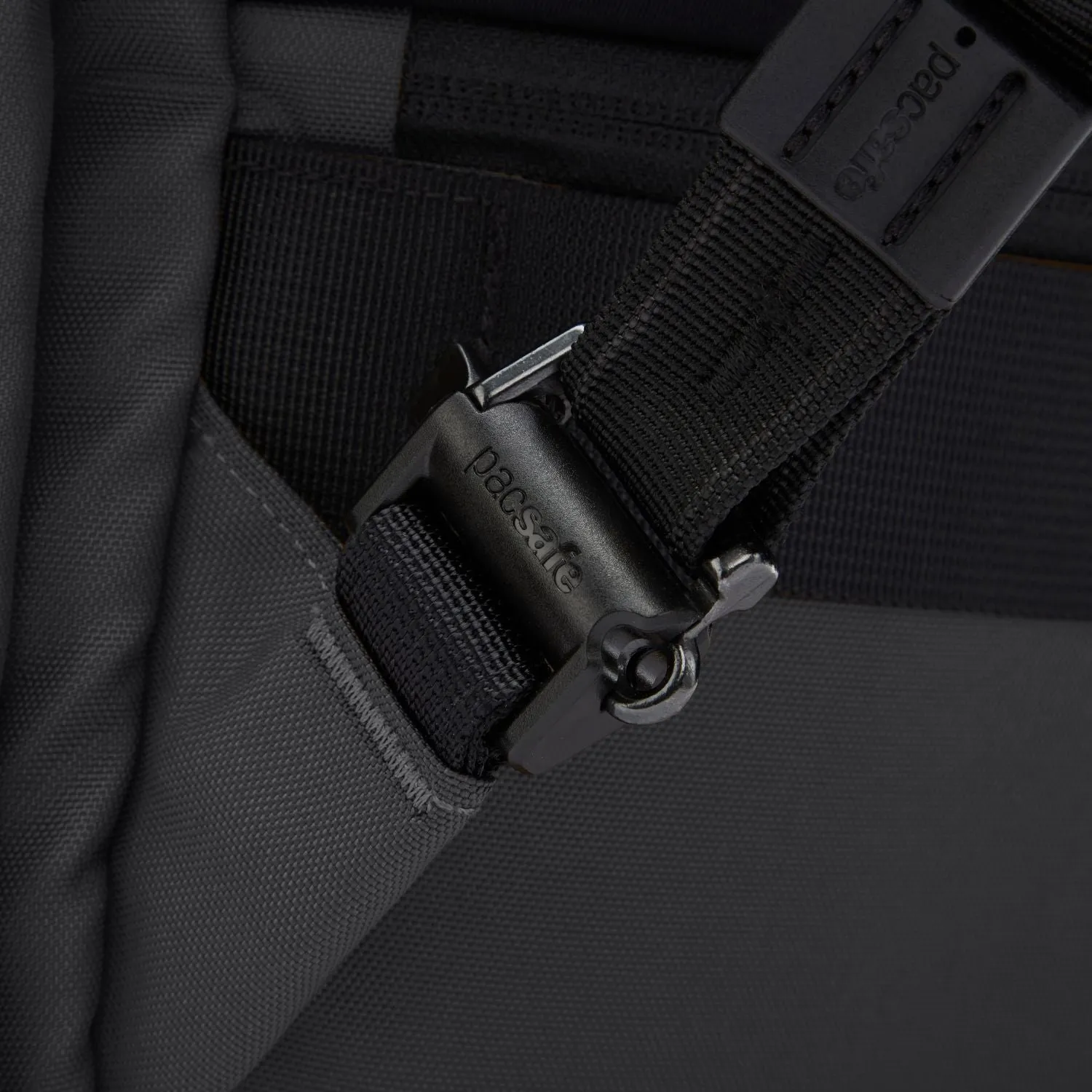Pacsafe Metrosafe X 25L Anti-Theft Backpack