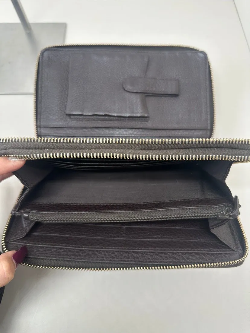 Preloved Gucci Soho Black Leather Clutch